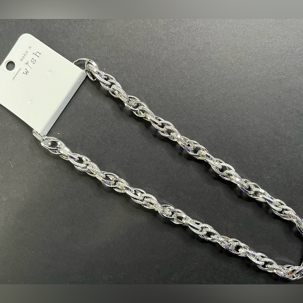 Silver Toned Rope Style Necklace NWT